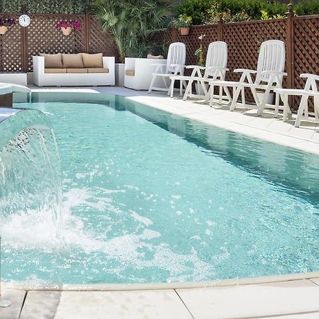 Hotel Bellerofonte Rimini Zewnętrze zdjęcie